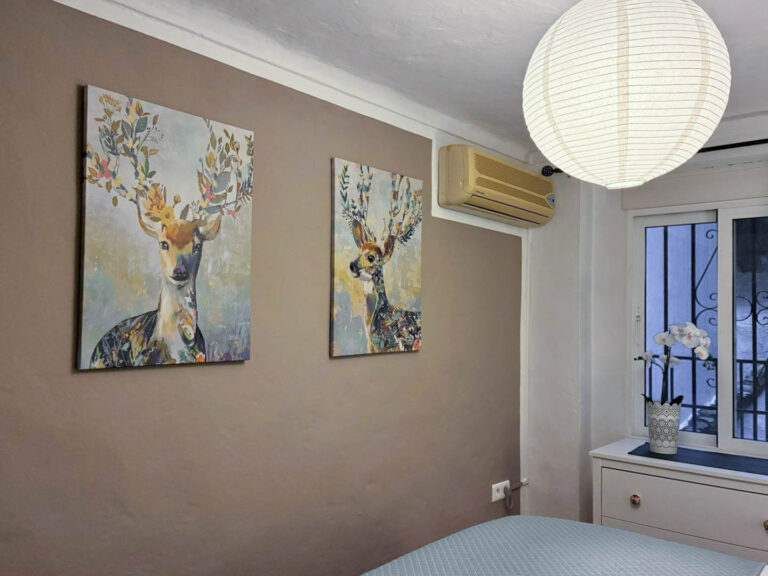 2026-02_schlafzimmer-azul_casa-de-ladera_002