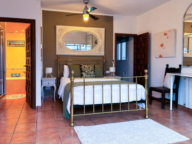 2026-02_schlafzimmer-olivo_casa-de-ladera_001