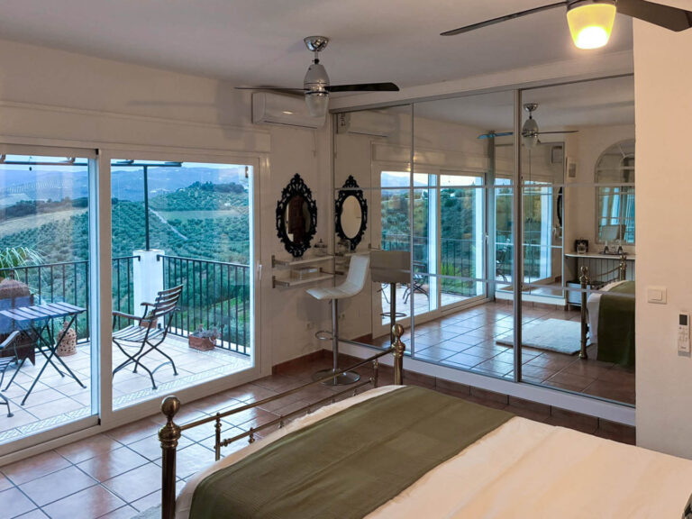2026-02_schlafzimmer-olivo_casa-de-ladera_007